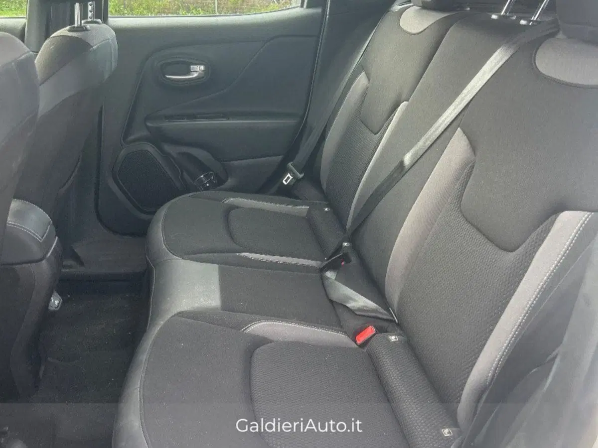 Jeep Renegade usata a Salerno (16)