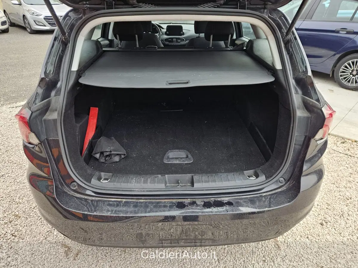 Fiat Tipo Station Wagon usata a Salerno (13)