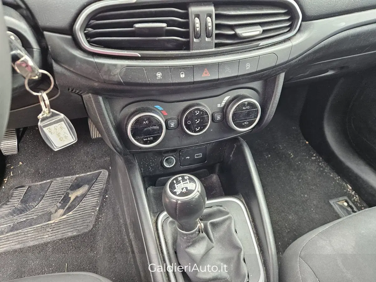 Fiat Tipo Station Wagon usata a Salerno (5)