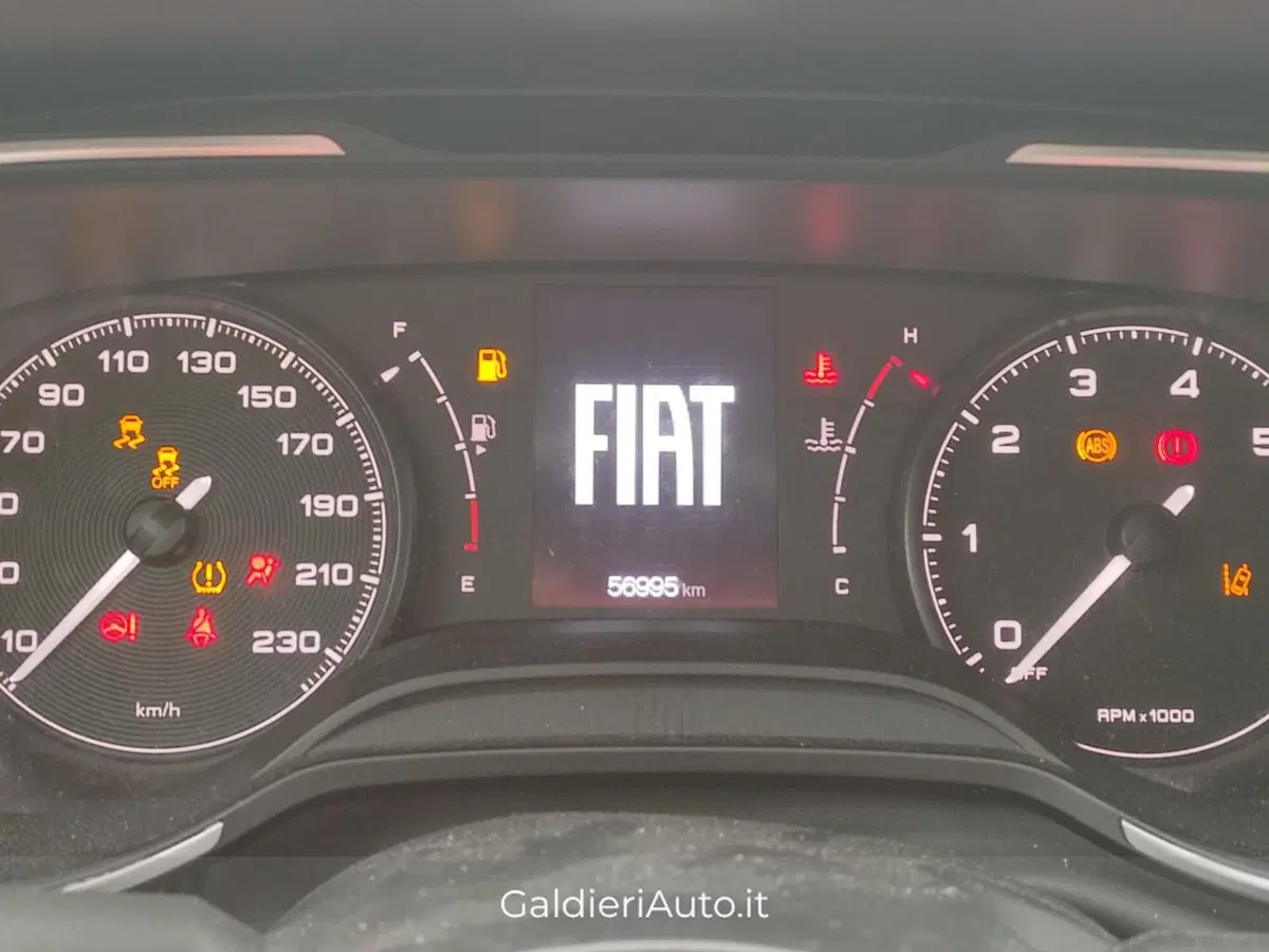 Fiat Tipo Station Wagon usata a Salerno (13)