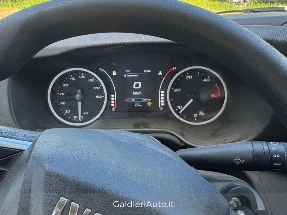 Iveco Daily Cabinato usata a Salerno (10)