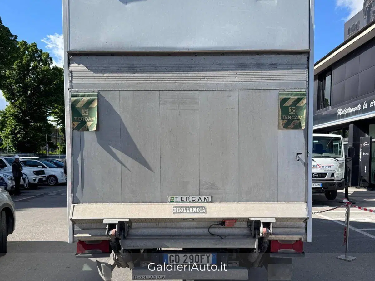 Iveco Daily Cabinato usata a Salerno (4)