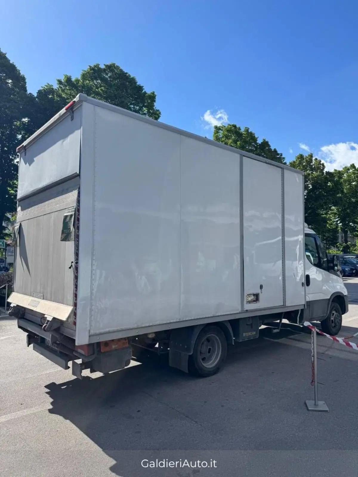Iveco Daily Cabinato usata a Salerno (6)