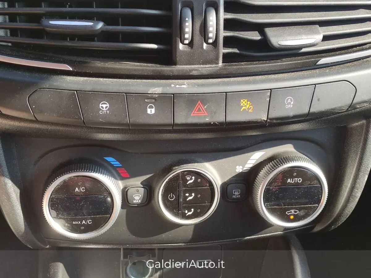Fiat Tipo Station Wagon usata a Salerno (19)