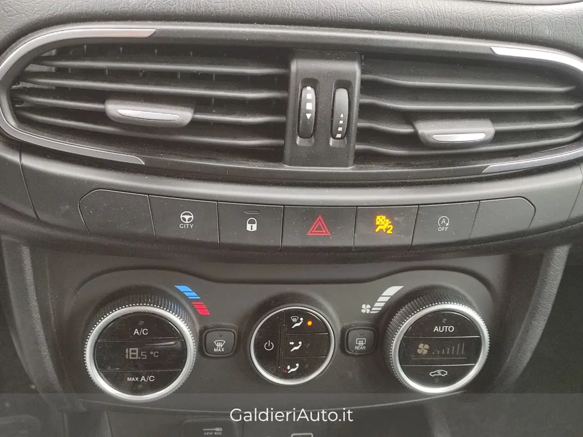 Fiat Tipo Station Wagon usata a Salerno (19)