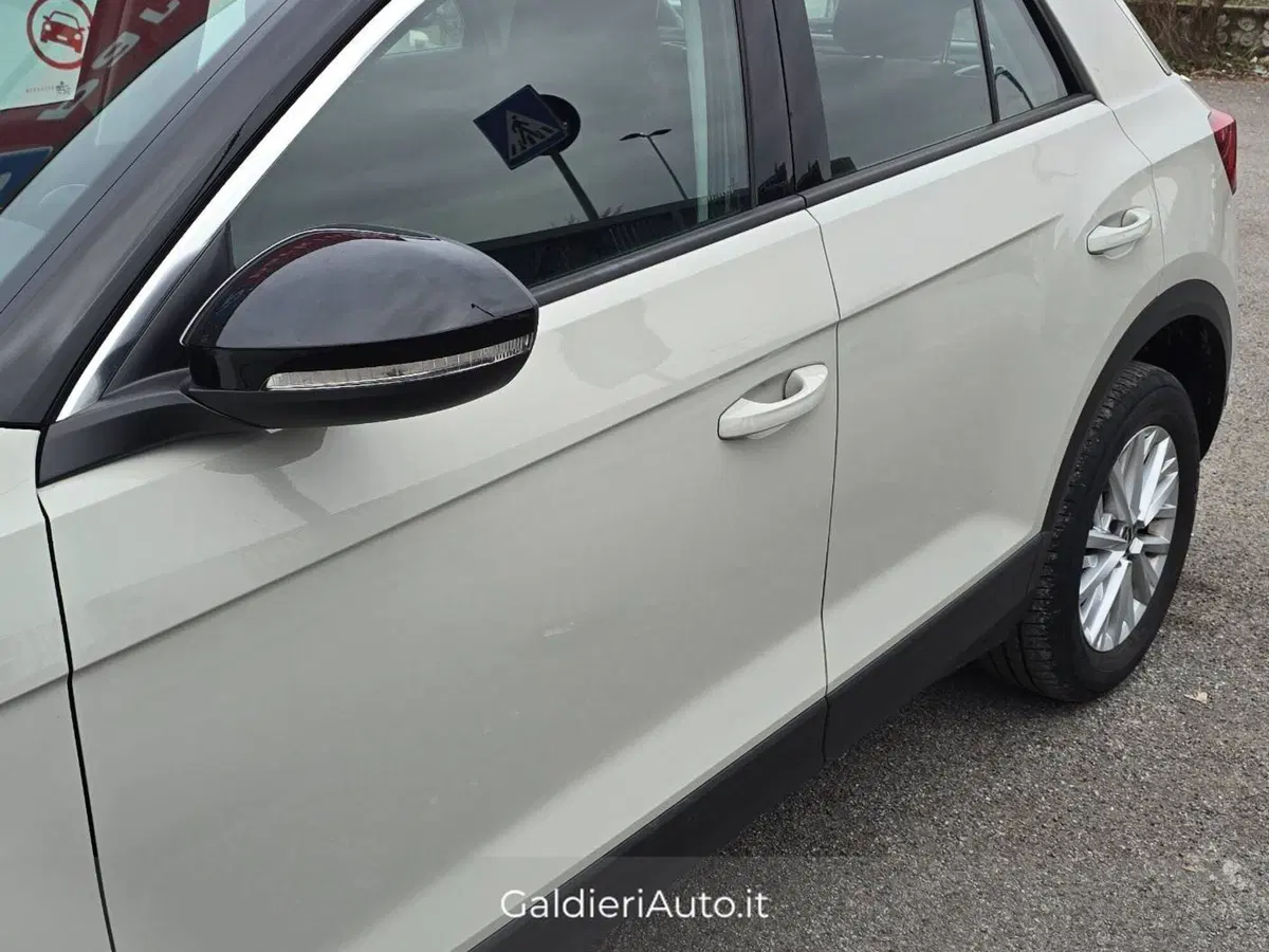 Volkswagen T-Roc usata a Salerno (11)