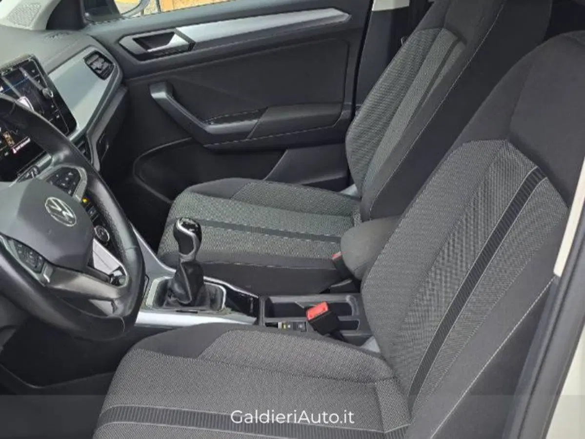 Volkswagen T-Roc usata a Salerno (18)