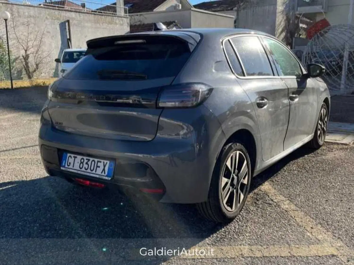 Peugeot 208 usata a Salerno (4)