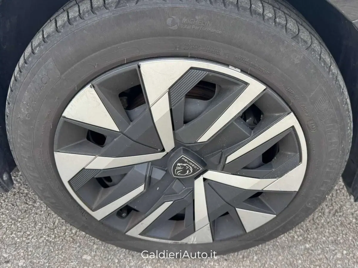 Peugeot 208 usata a Salerno (14)