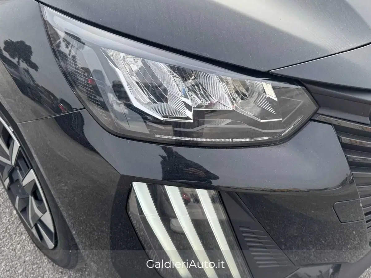 Peugeot 208 usata a Salerno (16)