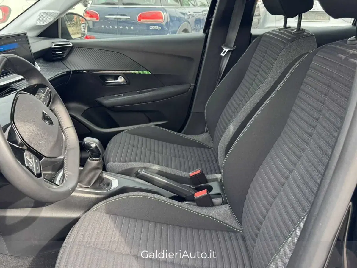 Peugeot 208 usata a Salerno (6)