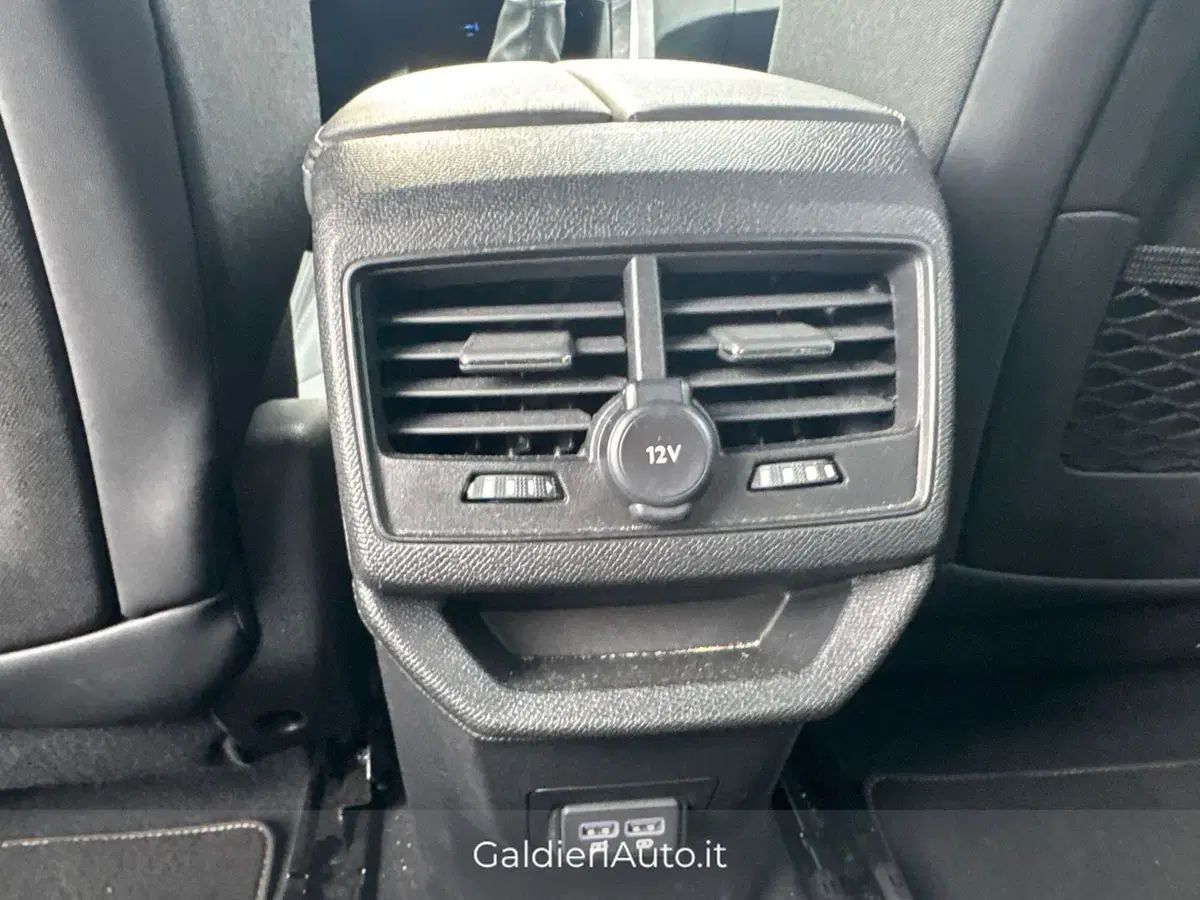 Peugeot 3008 usata a Salerno (16)