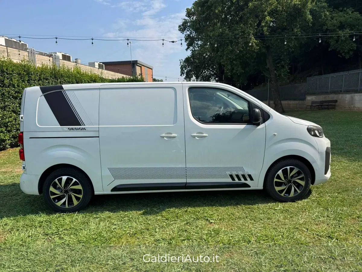 Fiat Scudo Furgone nuova a Salerno (16)
