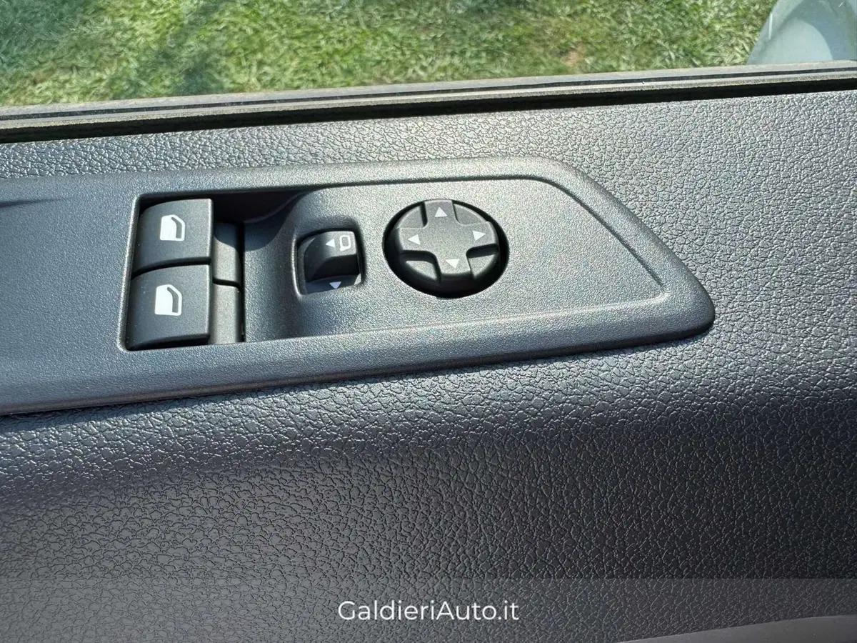 Fiat Scudo Furgone nuova a Salerno (19)