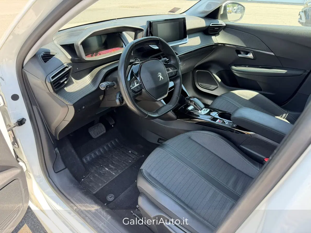 Peugeot 208 usata a Salerno (14)