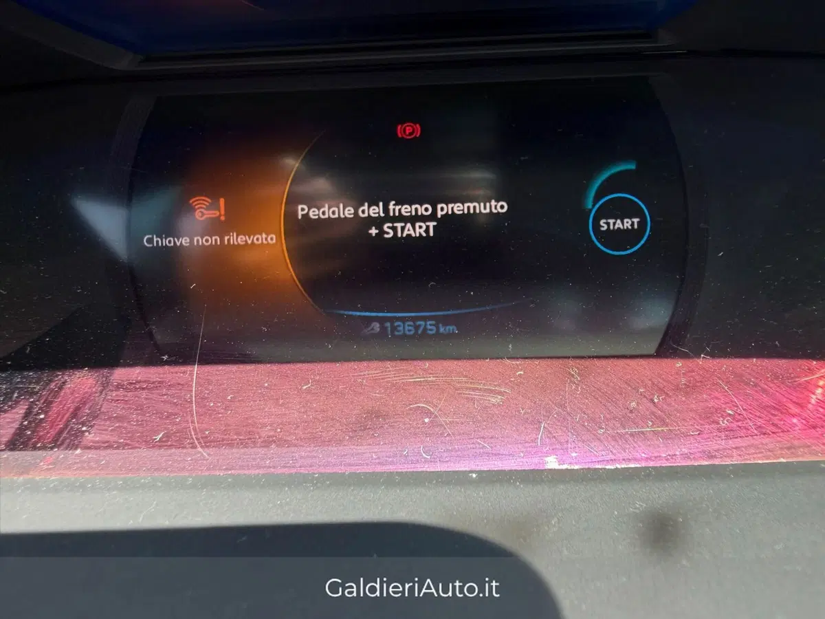 Peugeot 208 usata a Salerno (9)
