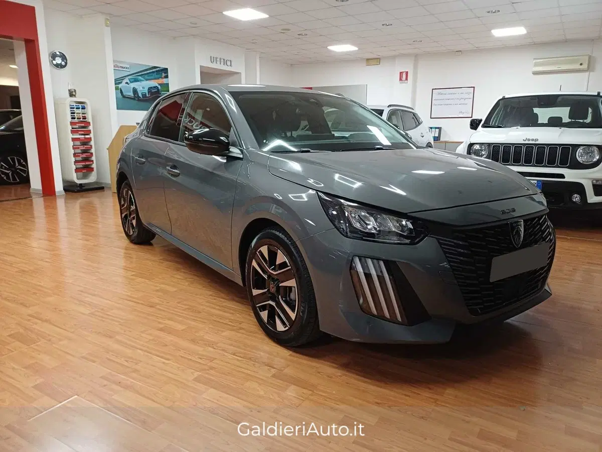Peugeot 208 usata a Salerno (9)