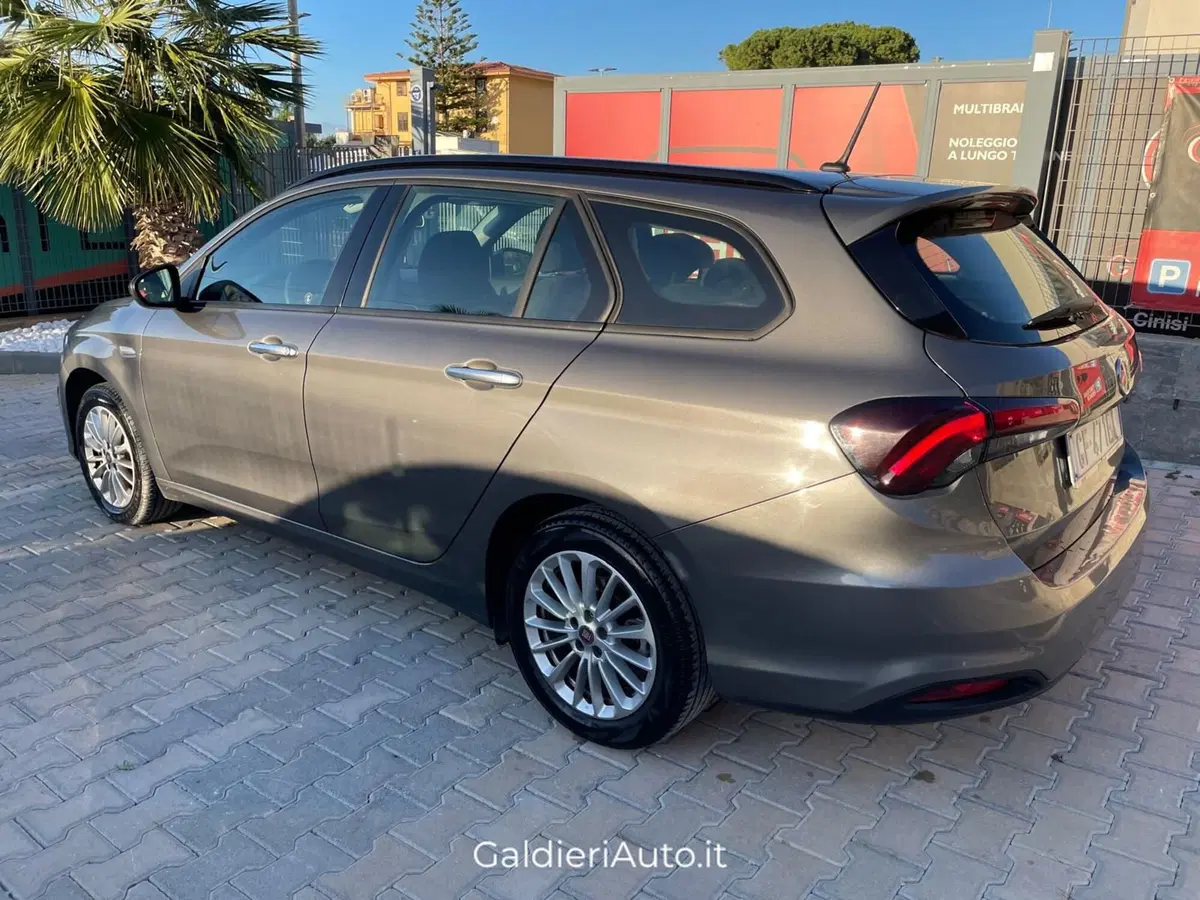 Fiat Tipo Station Wagon usata a Salerno (7)
