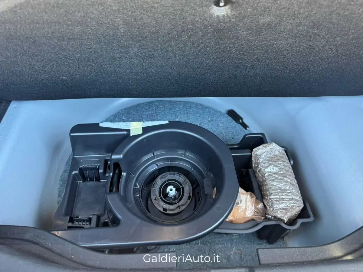 Alfa Romeo Junior usata a Salerno (12)