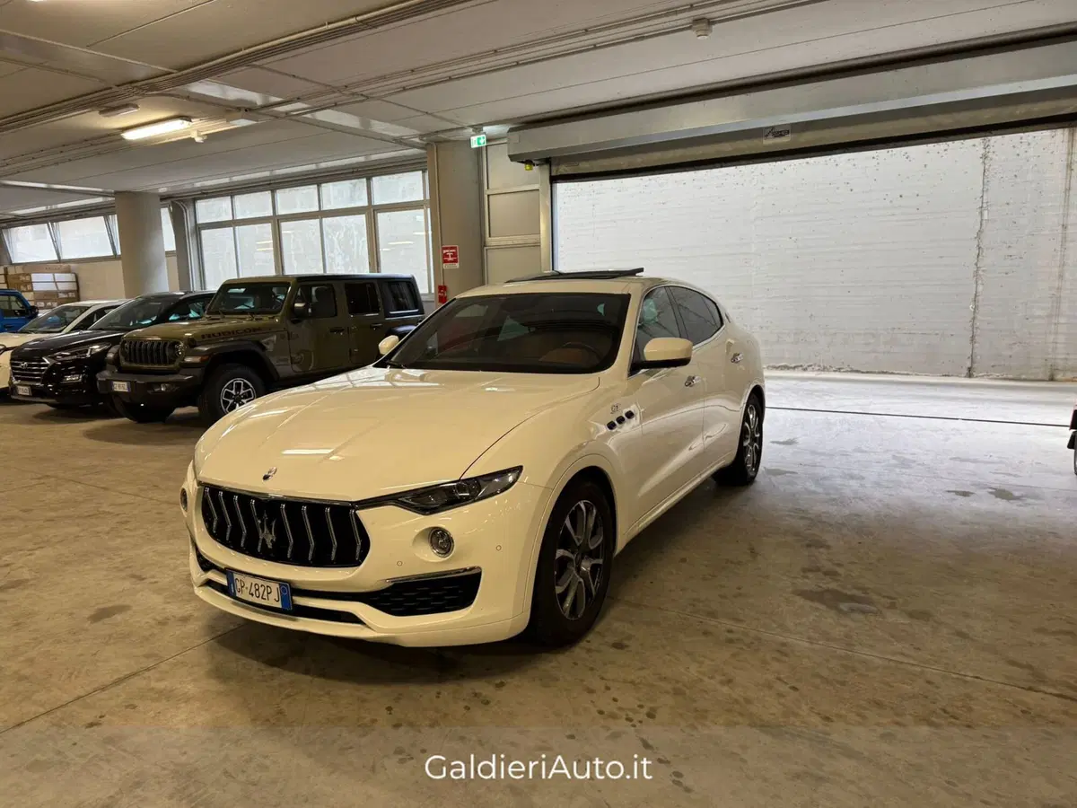 Maserati Levante usata a Salerno