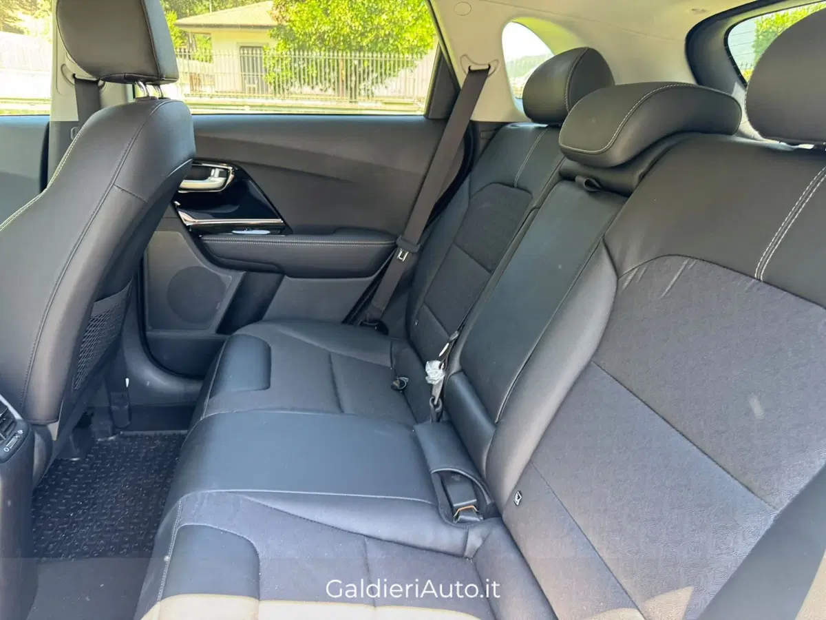 Kia Niro usata a Salerno (14)