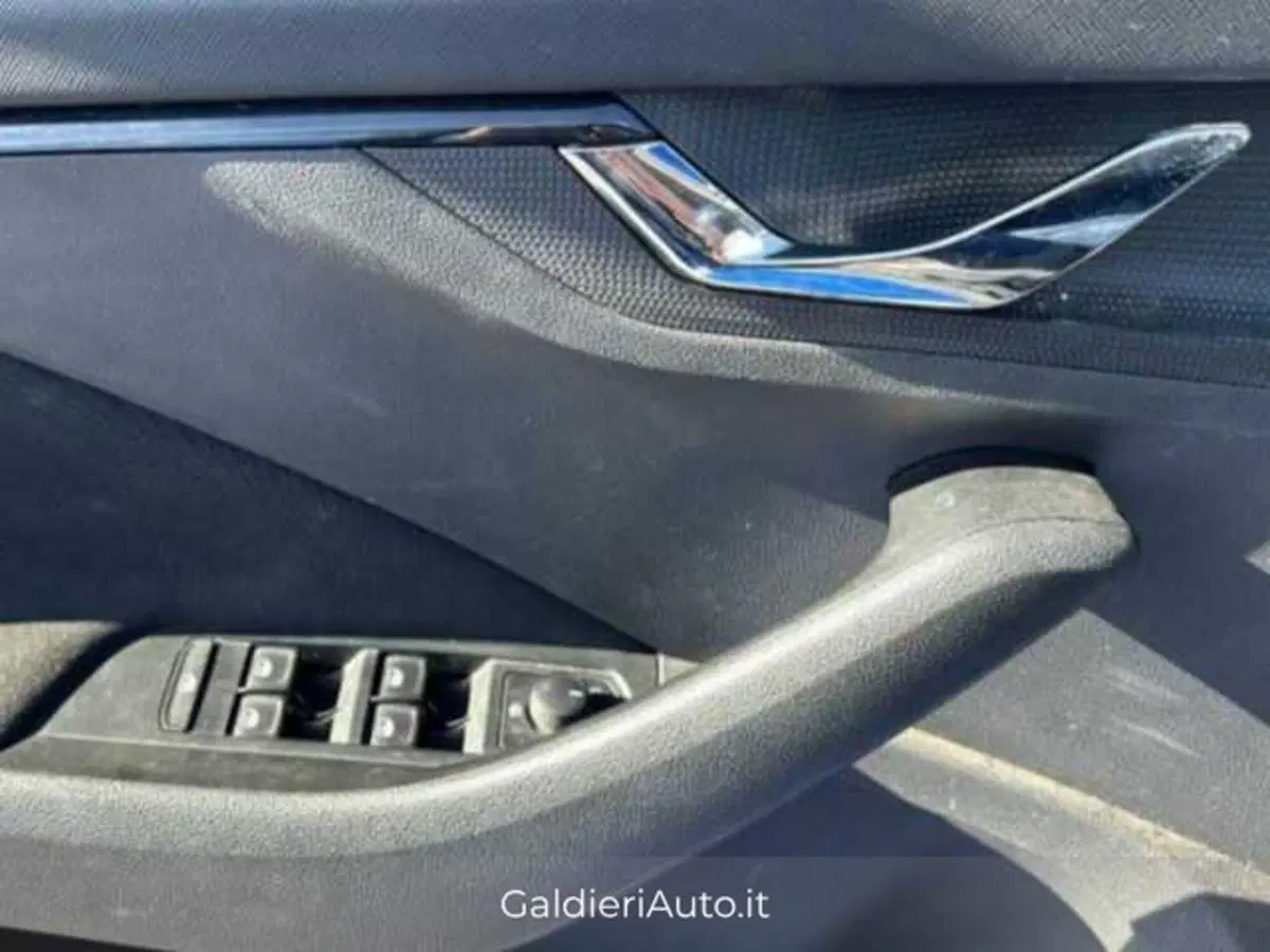 Skoda Kamiq usata a Salerno (14)