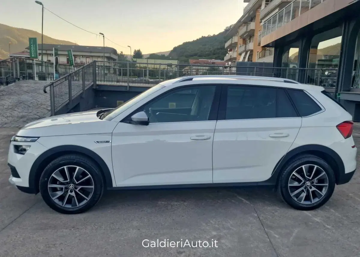 Skoda Kamiq usata a Salerno (6)