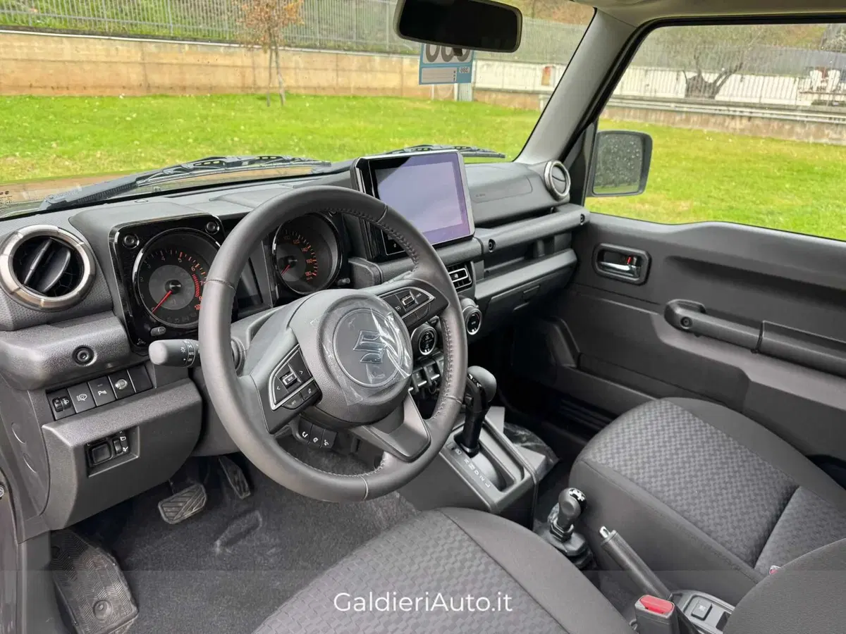 Suzuki Jimny nuova a Salerno (8)