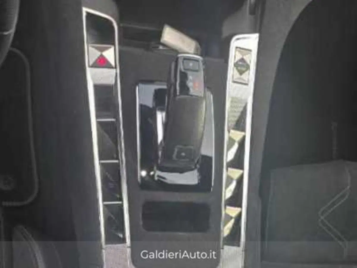 Ds DS 7 usata a Salerno (18)