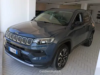 Jeep Compass 1.6 mjt Limited 2wd 130cv del 2024 usata a Fisciano