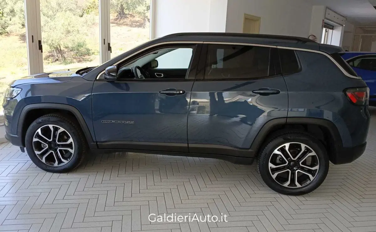 Jeep Compass usata a Salerno (20)