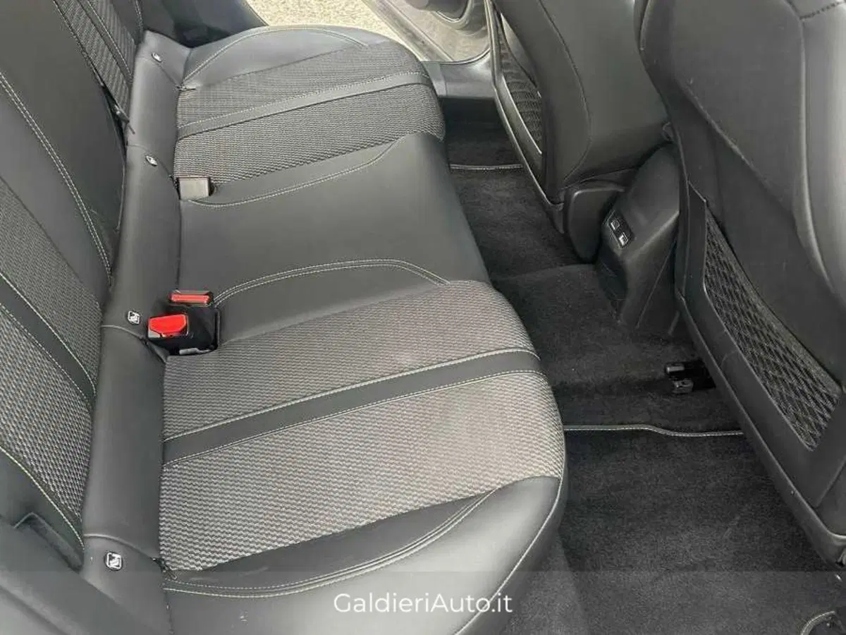 Peugeot 2008 usata a Salerno (14)