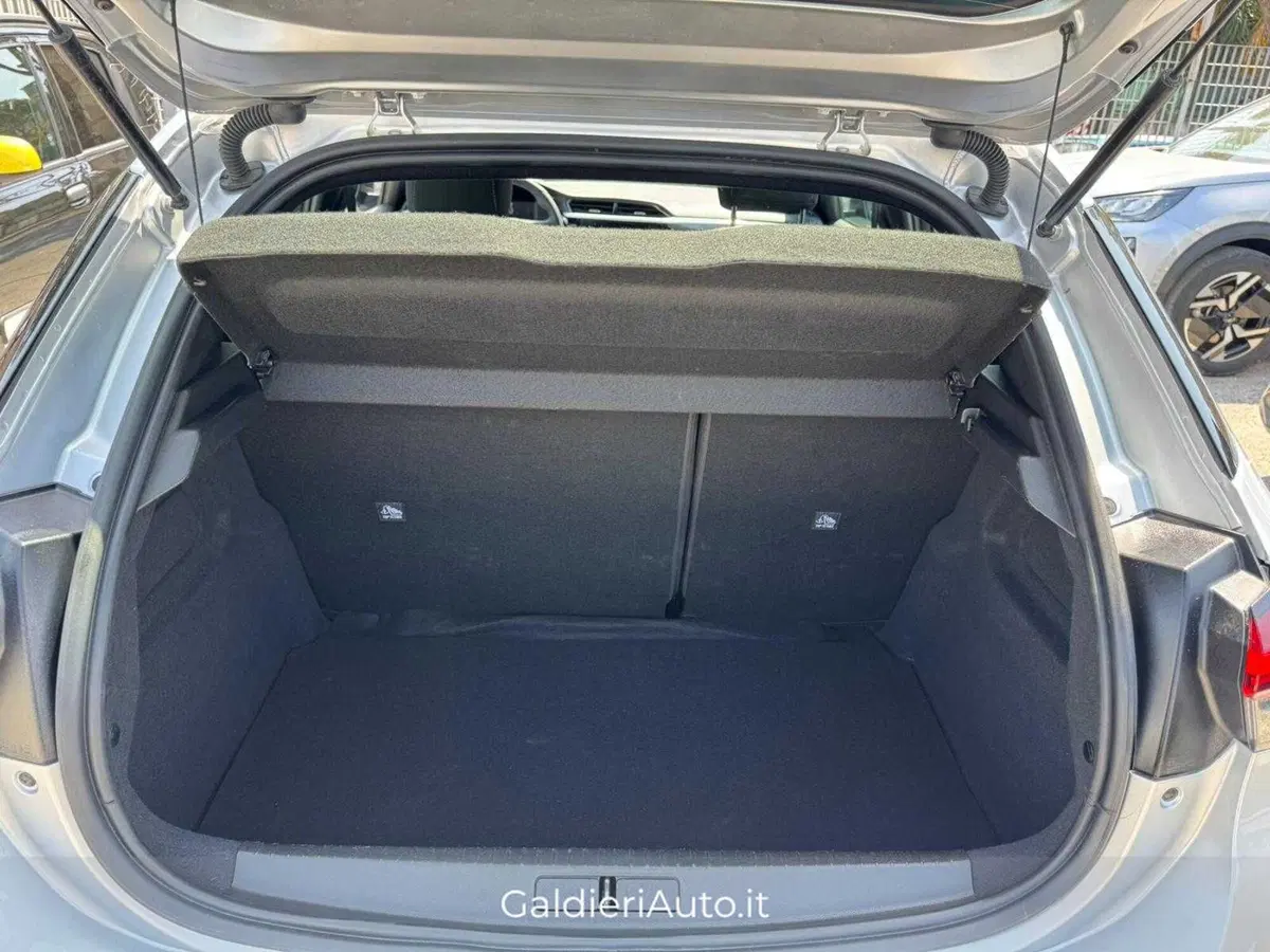 Opel Corsa usata a Salerno (11)