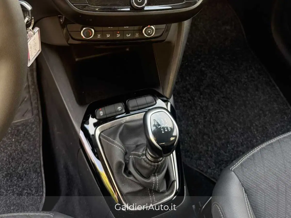 Opel Corsa usata a Salerno (11)