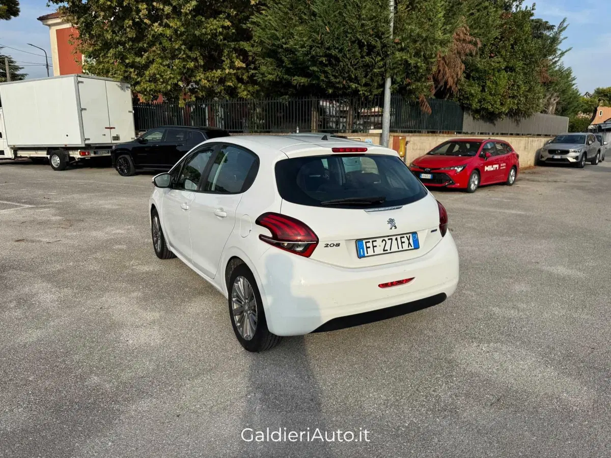 Peugeot 208 usata a Salerno (3)