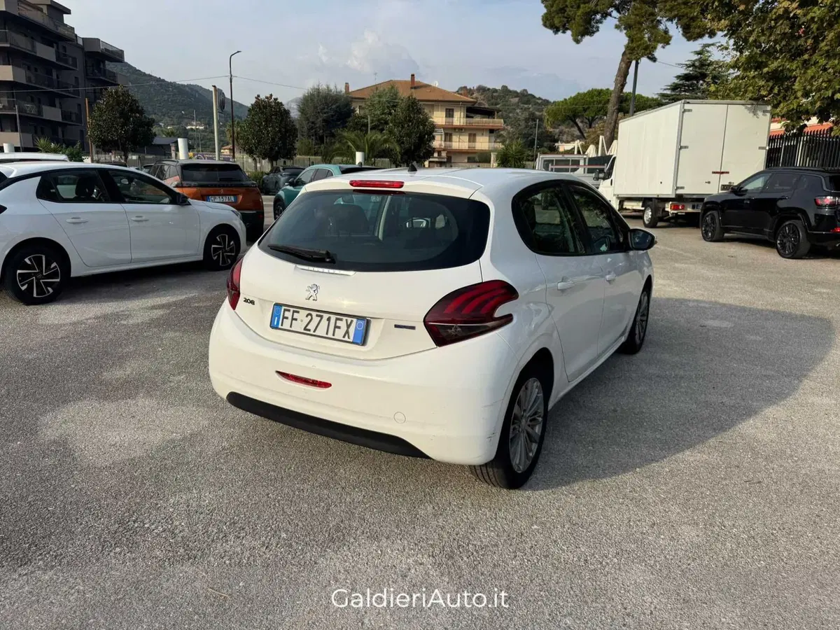 Peugeot 208 usata a Salerno (4)