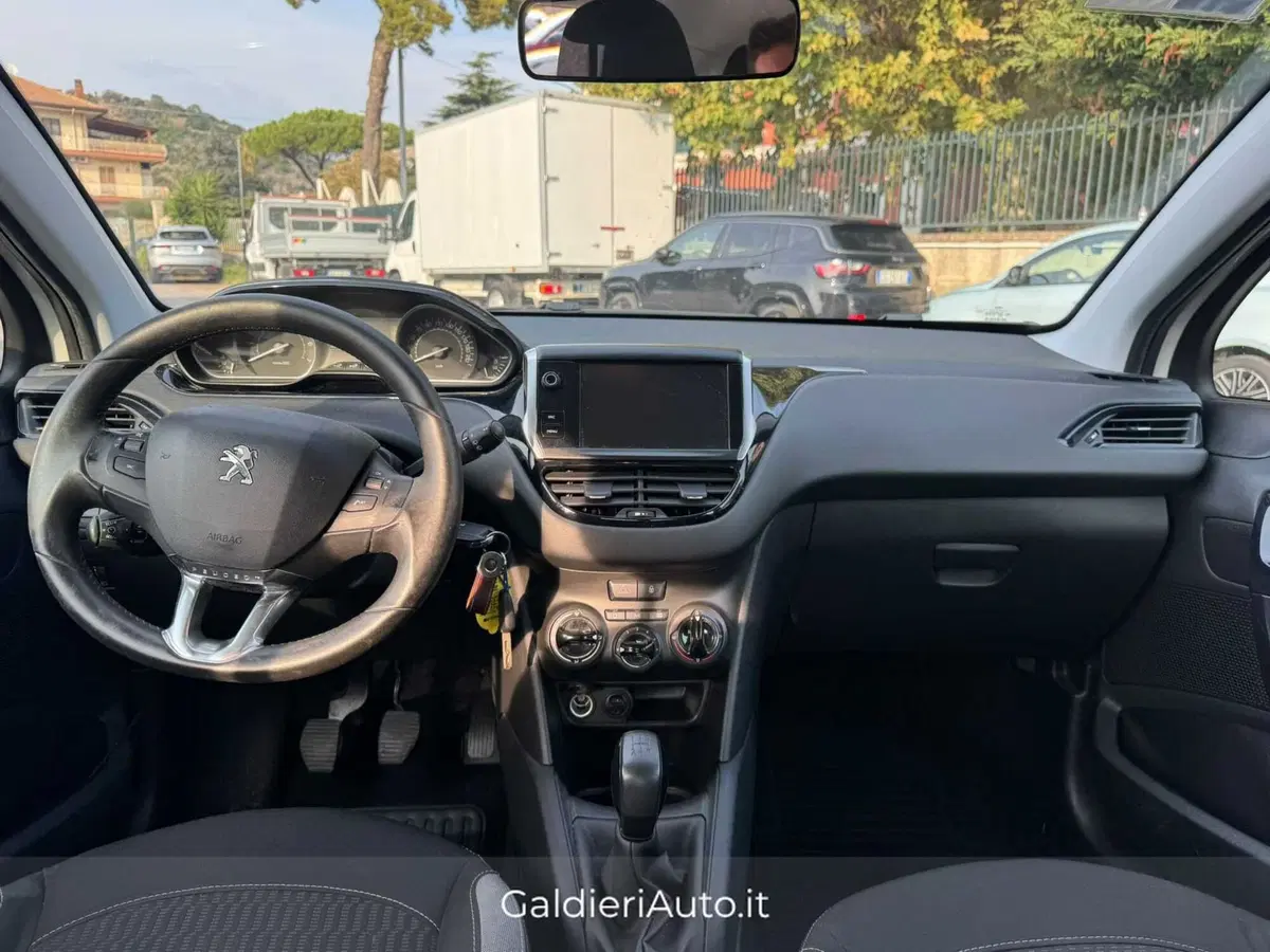 Peugeot 208 usata a Salerno (5)