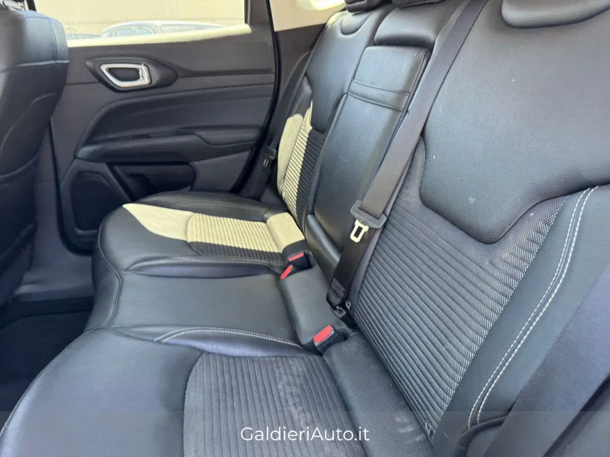 Jeep Compass usata a Salerno (12)