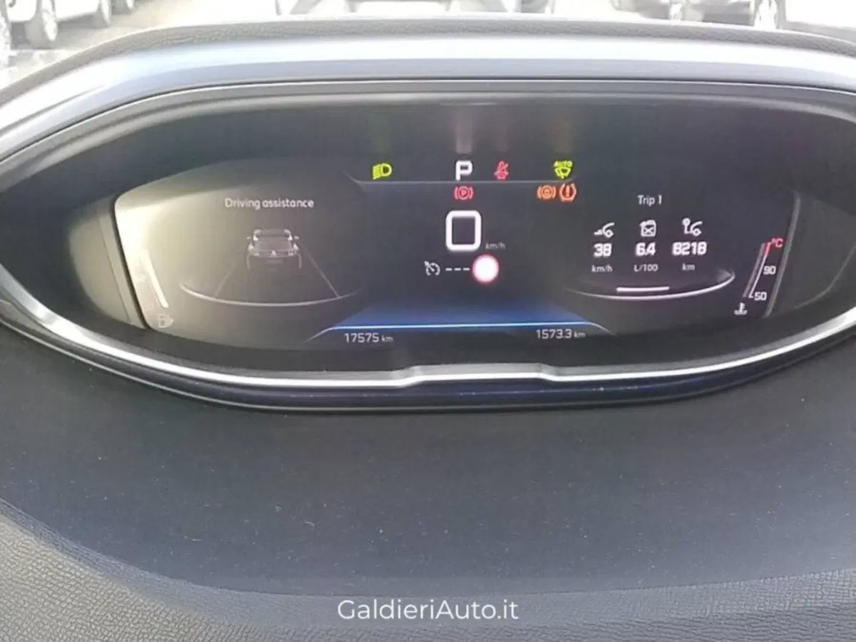 Peugeot 3008 usata a Salerno (9)