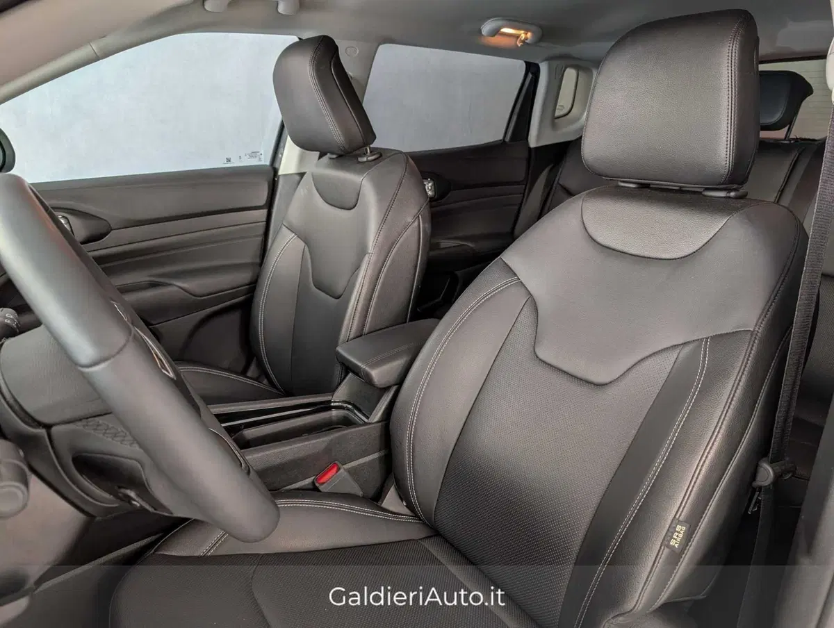 Jeep Compass usata a Salerno (15)