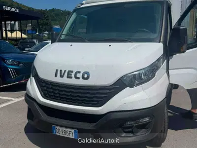 Iveco Daily Cabinato 35 C14H 3750 cab. HD del 2020 usata a Fisciano