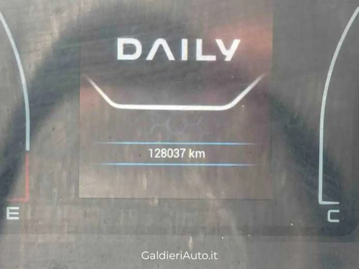 Iveco Daily Cabinato usata a Salerno (8)