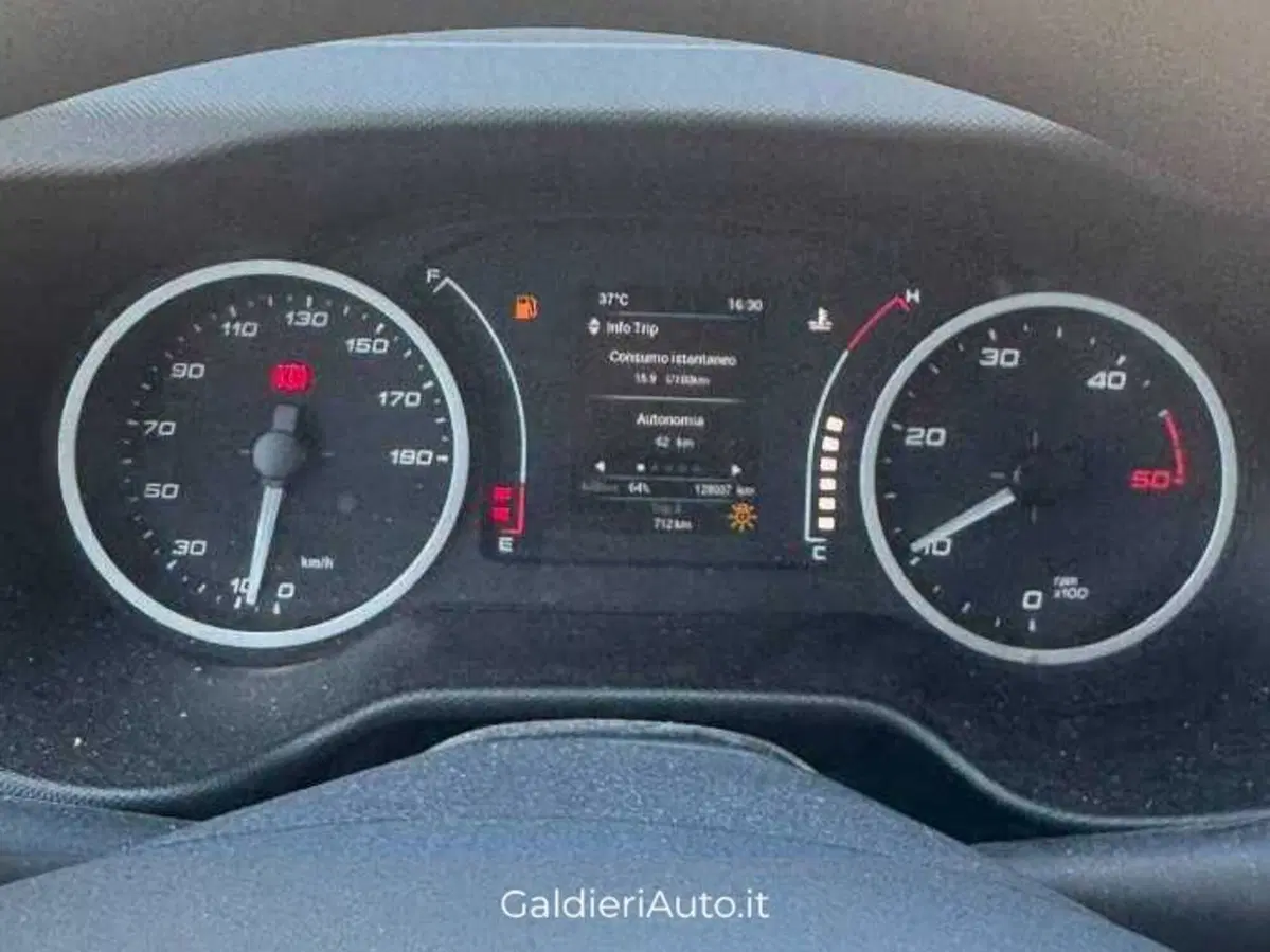 Iveco Daily Cabinato usata a Salerno (9)