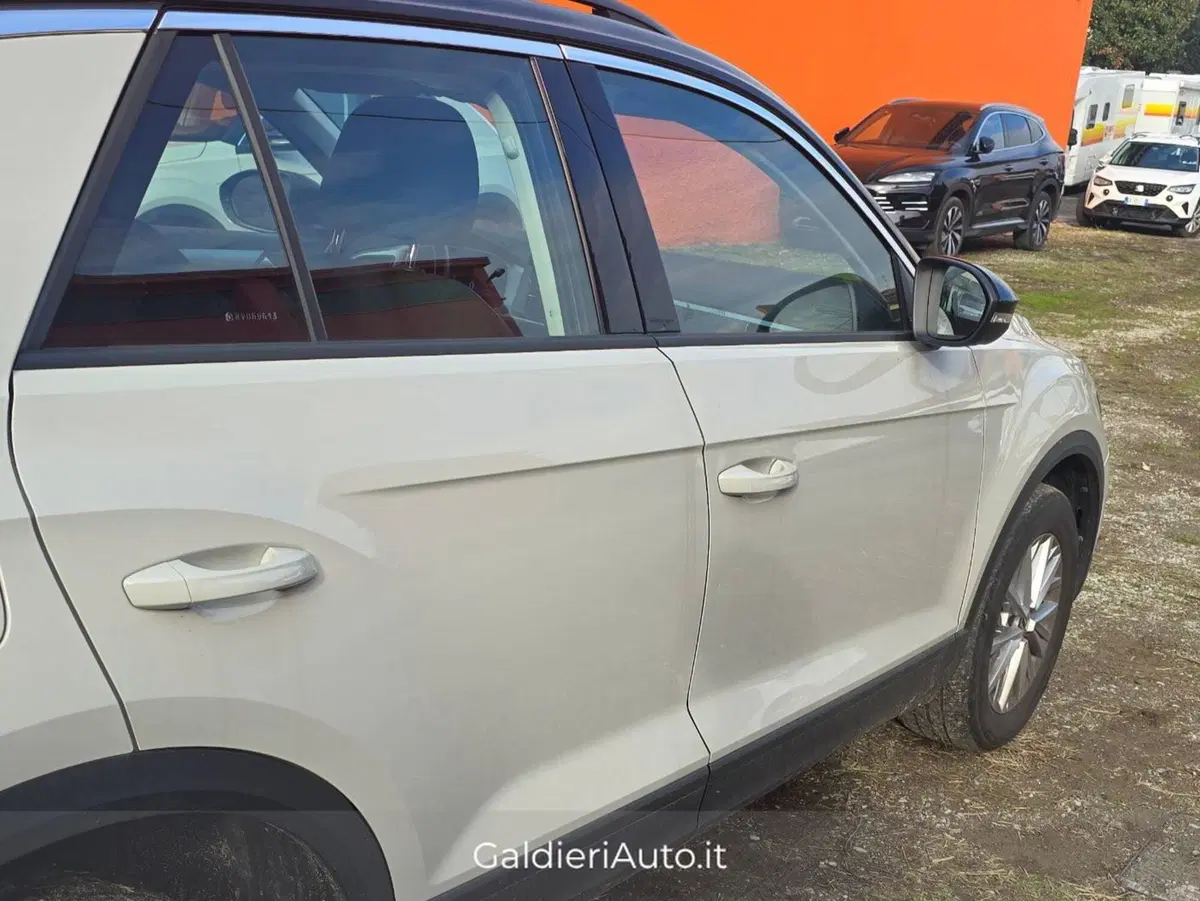 Volkswagen T-Roc usata a Salerno (14)