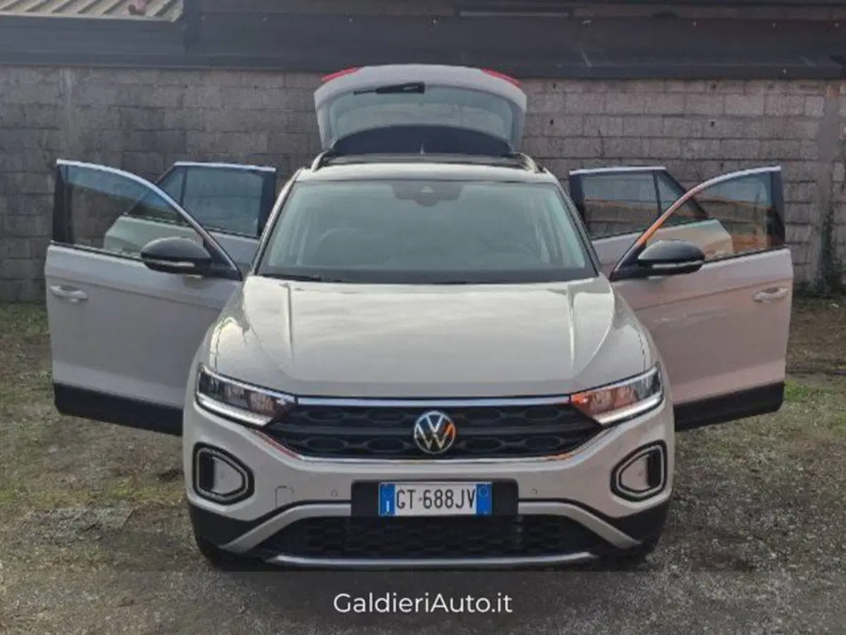 Volkswagen T-Roc usata a Salerno (17)