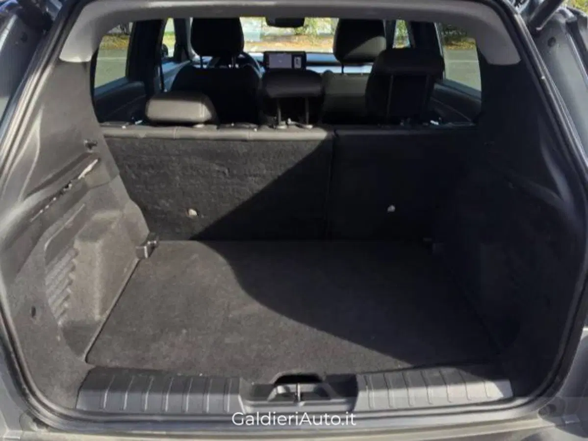 Jeep Avenger usata a Salerno (15)