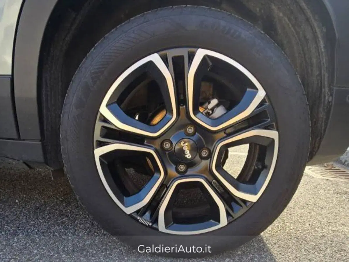 Jeep Avenger usata a Salerno (16)