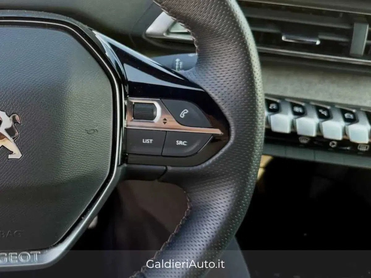 Peugeot 3008 usata a Salerno (11)