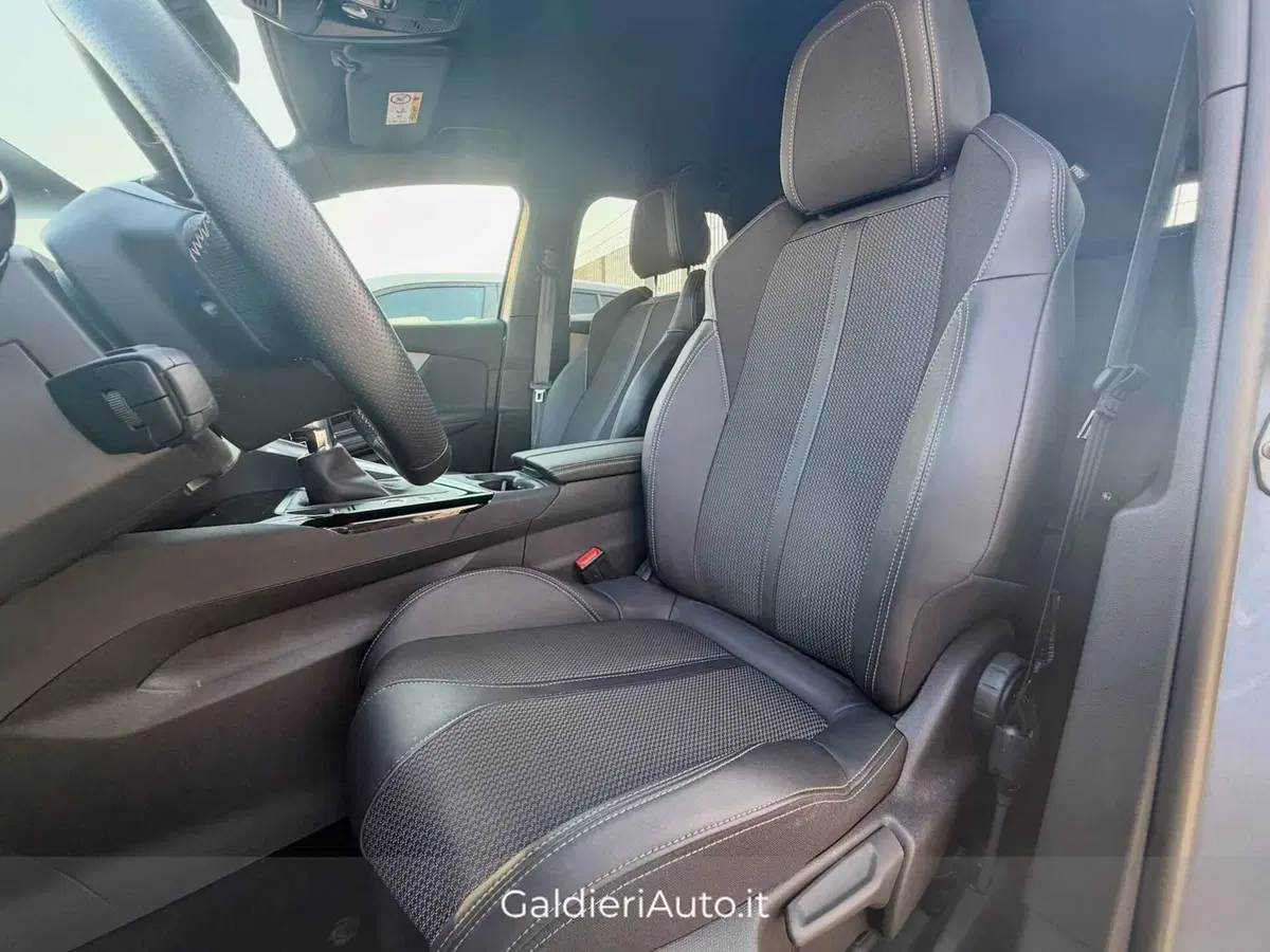 Peugeot 3008 usata a Salerno (6)