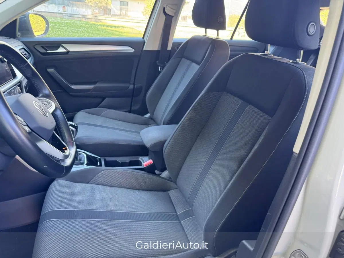 Volkswagen T-Roc usata a Salerno (6)
